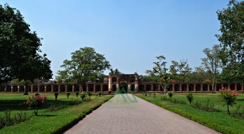 Akbari Sarai from front