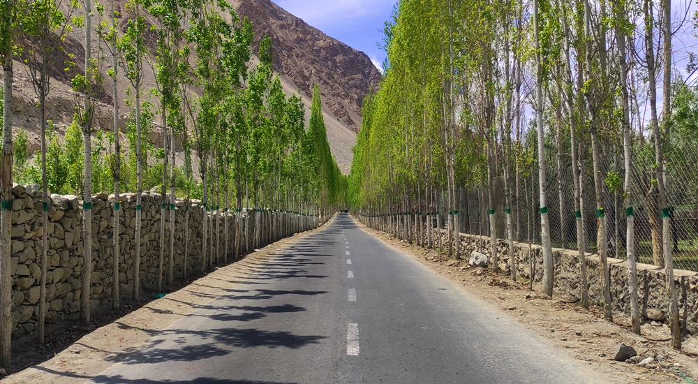 Day excursion to Khaplu